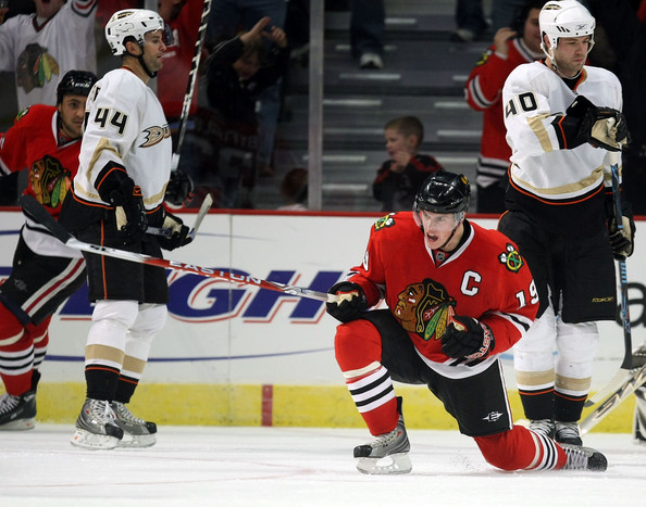 Blackhawks End Two Streaks In One Night